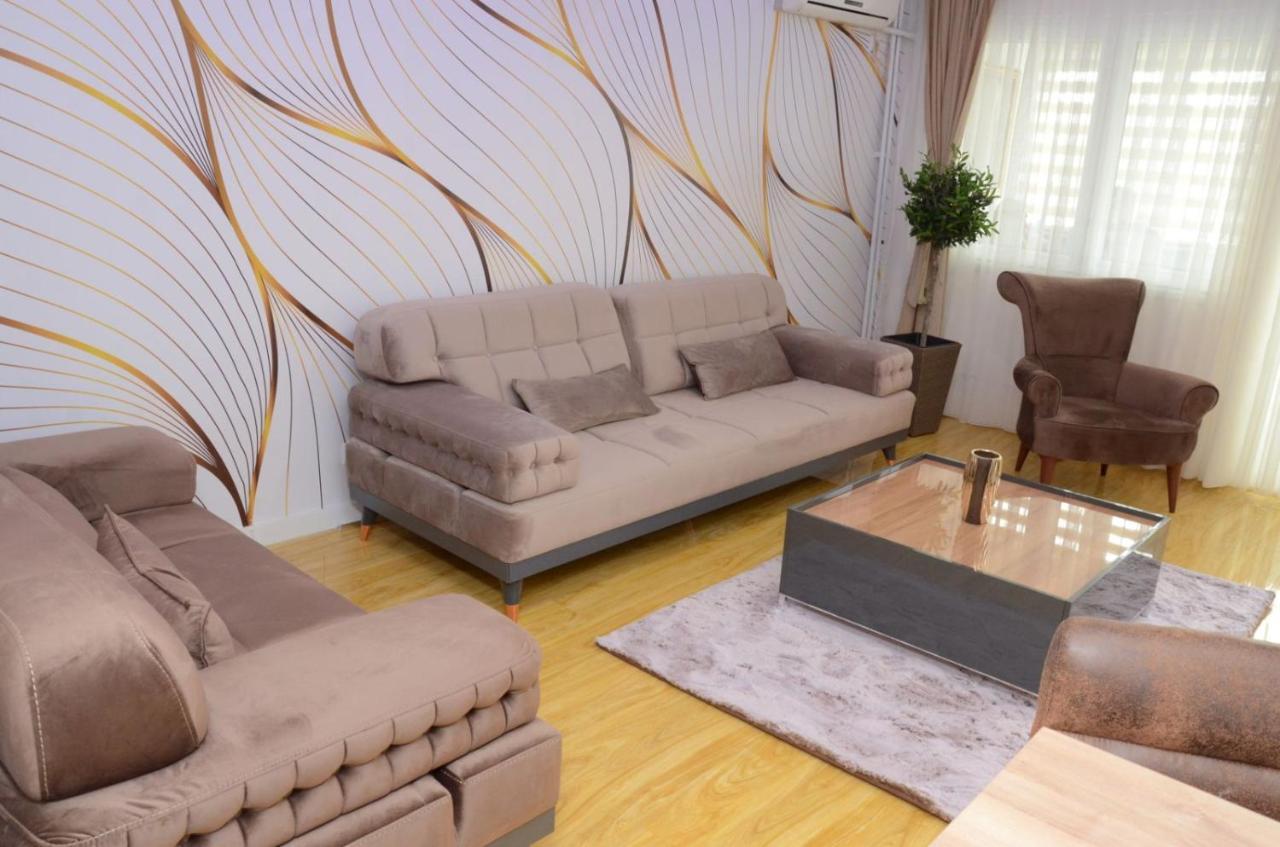 Apartament Centar 5 Star Kraljevo Zewnętrze zdjęcie