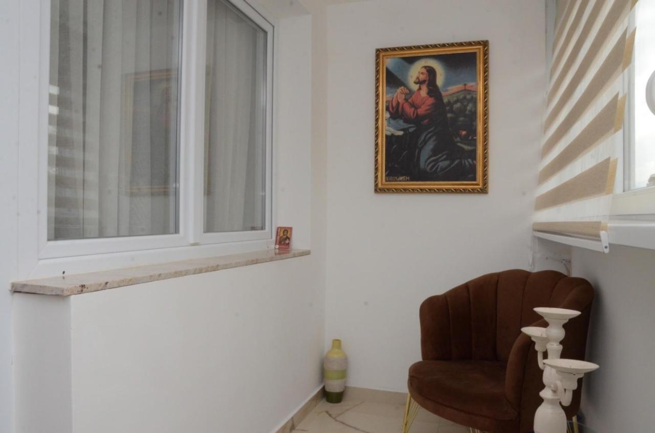 Apartament Centar 5 Star Kraljevo Zewnętrze zdjęcie