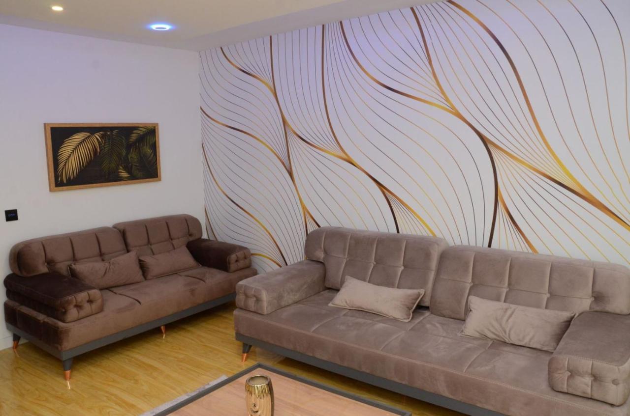 Apartament Centar 5 Star Kraljevo Zewnętrze zdjęcie